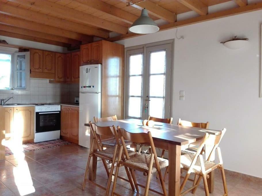Sunny House With Amazing View For 4+2 Persons Βίλα Πλάκα Εξωτερικό φωτογραφία