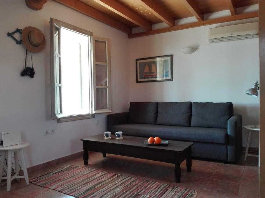Sunny House With Amazing View For 4+2 Persons Βίλα Πλάκα Εξωτερικό φωτογραφία